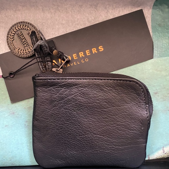 Wanderers Travel Co. Zip Pouch Black NWT - Picture 2 of 3